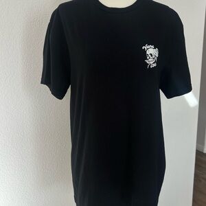 Vans Women’s size medium Black Skull Graphic Tee